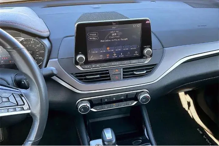 $22603 : Nissan Altima 2025 2.5 SR 4d image 5