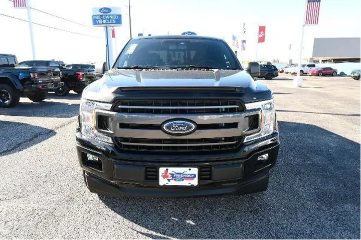 $15823 : Ford F-150 2018 4x2 XLT 4dr image 8