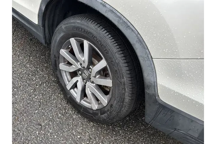 $19750 : Honda Pilot 2019 EX-L 4dr SU image 8