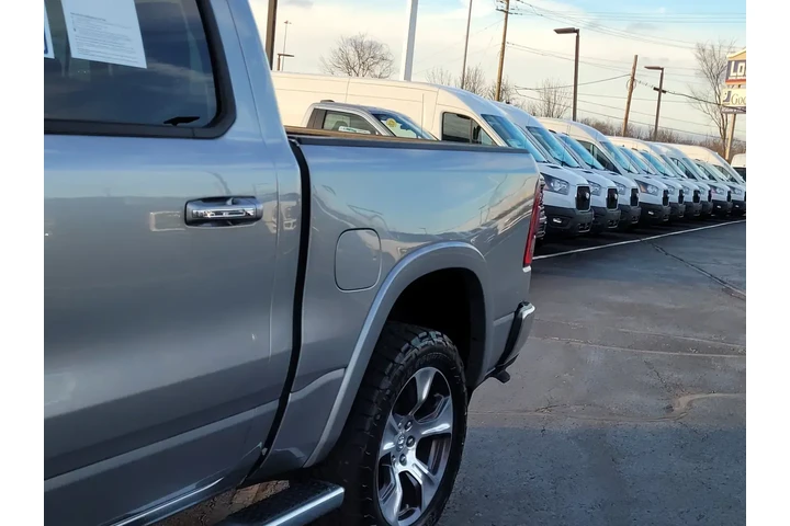 $23500 : Ram 1500 2022 4x4 Laramie 4d image 10