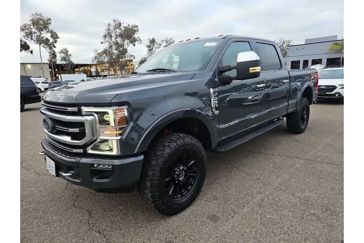 2021 F-250 Super Duty Platinum image 8