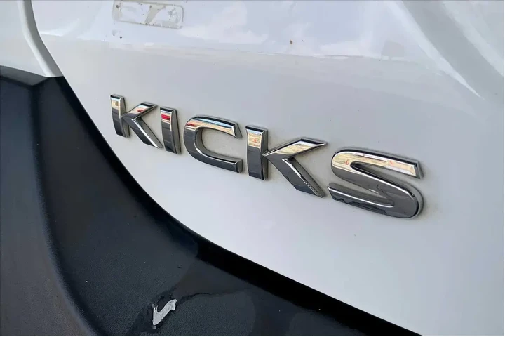 $10828 : Nissan Kicks 2019 S 4dr Cros image 9