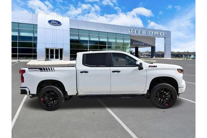 $31000 : Chevrolet Silverado 1500 202 image 5