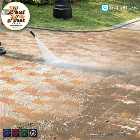 Pressure Washing for Bussiness image 2