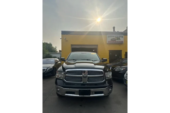 $16599 : 2019 RAM 1500 Classic Big Horn image 3