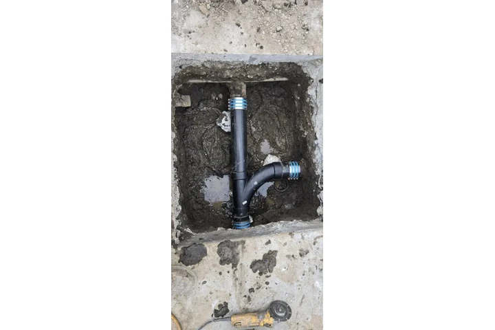 PLUMBING SERVICES!💧🛠️ image 5