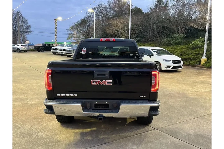 $24227 : GMC Sierra 1500 2018 4x4 SLT image 6