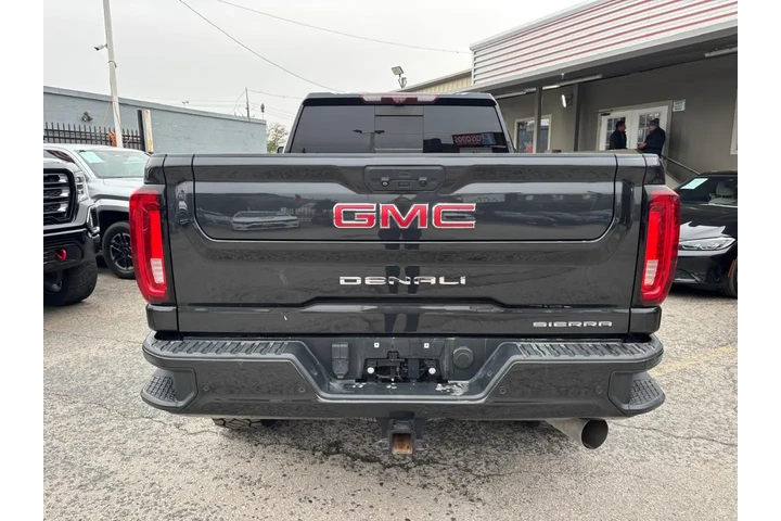2020 GMC Sierra 2500HD Denali image 5