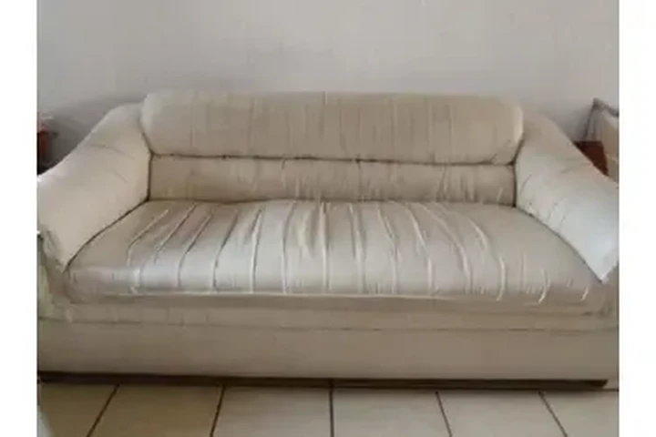 $1500 : SALA USADA image 4