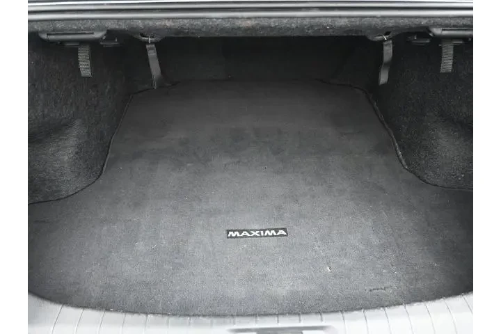 $20998 : Nissan Maxima 2021 3.5 SR 4d image 2