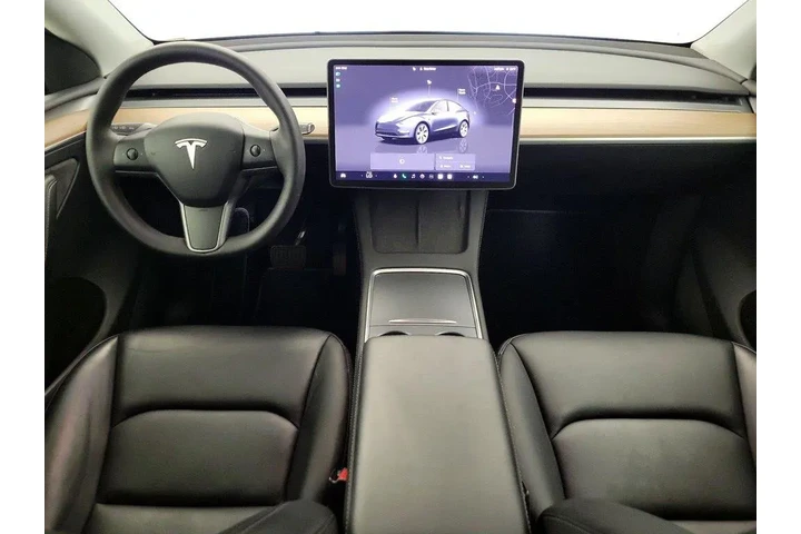 $33998 : Tesla Model Y 2023 AWD Long image 9