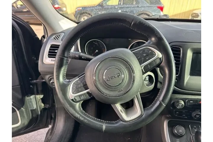 $8394 : Jeep Compass 2018 4x4 Altitu image 10