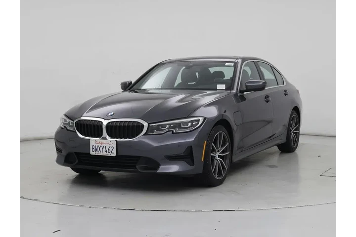 $26998 : BMW 3 Series 2021 330e 4dr S image 4