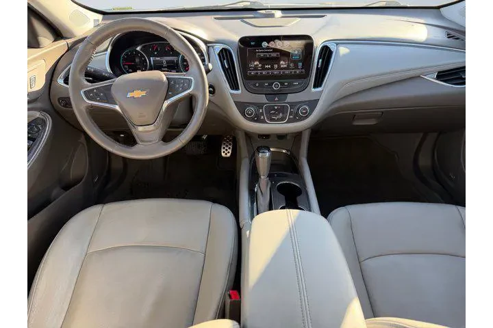 $10499 : Chevrolet Malibu 2016 LT 4dr image 10