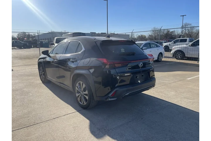 $25759 : Lexus UX 200 2019 4dr Crosso image 4