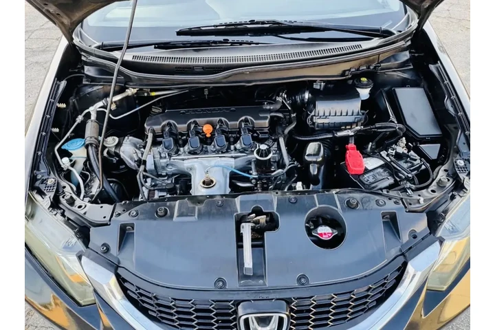 $5500 : 2015 Honda Civic EX Available image 8