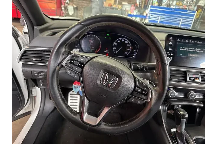 $18038 : Honda Accord 2018 Sport 4dr image 8