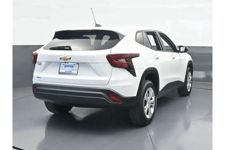 $19489 : Chevrolet Trax 2024 LS 4dr C image 5