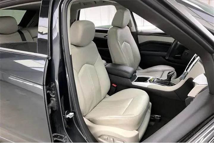 $15990 : Cadillac SRX 2015 Performanc image 7
