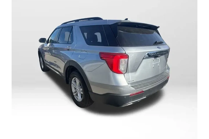 $30995 : Ford Explorer 2024 AWD XLT 4 image 5