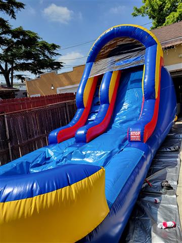 Water Slide and jumper image 1