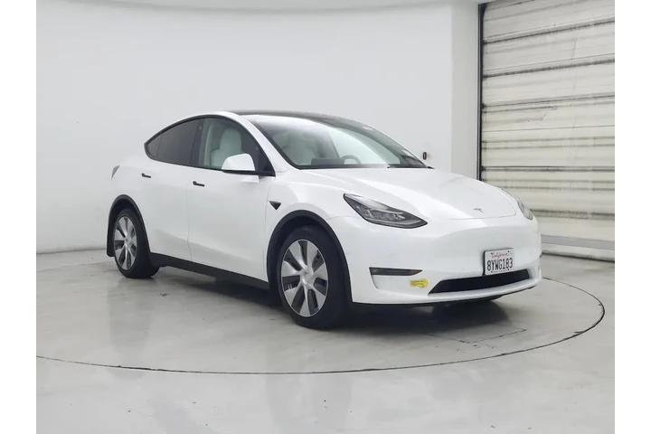 $27998 : Tesla Model Y 2021 AWD Long image 1