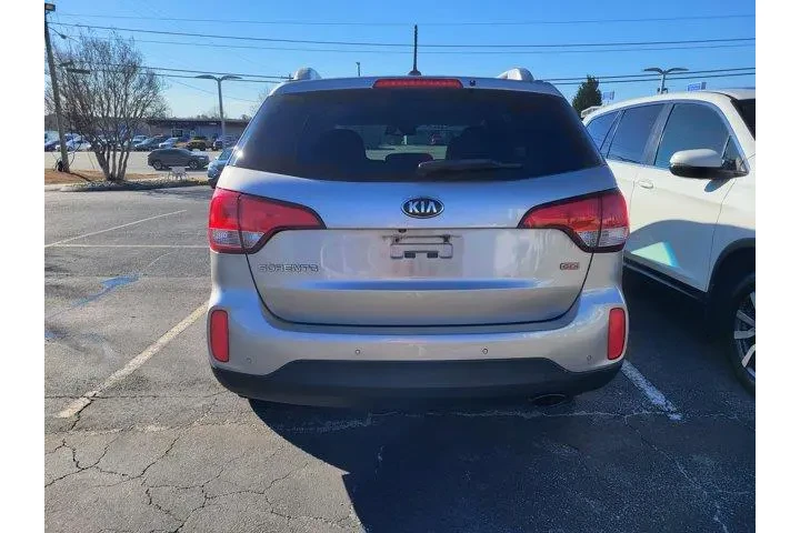 $11891 : Kia Sorento 2015 LX 4dr SUV image 5