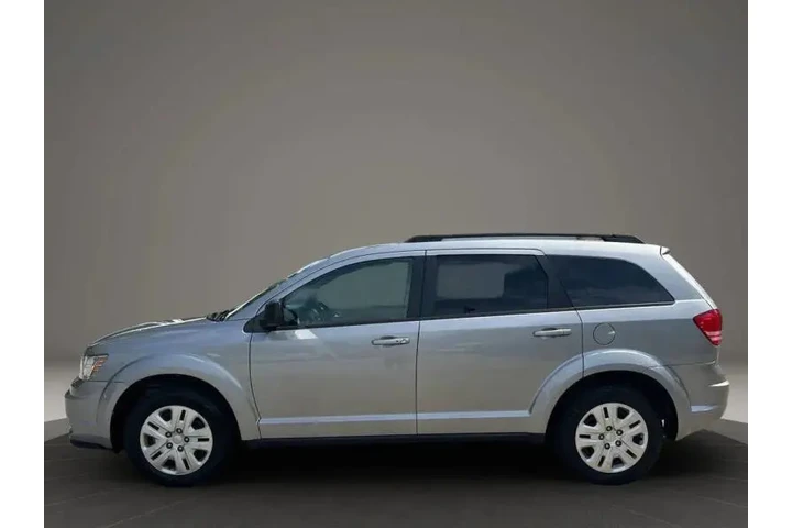 $13900 : 2018 Journey SE image 4