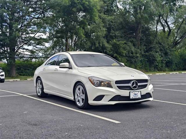 2015 CLA 250 4MATIC Coupe image 9