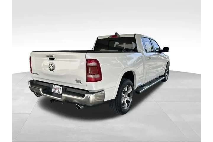 $24832 : Ram 1500 2019 4x2 Laramie 4d image 3