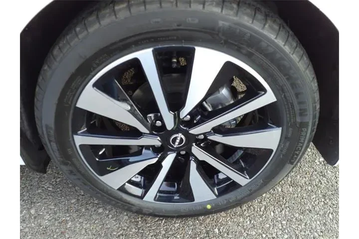 $20895 : Nissan Sentra 2024 SV 4dr Se image 5