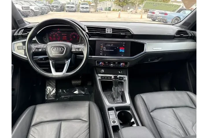 $21900 : Audi Q3 2020 AWD quattro S l image 5