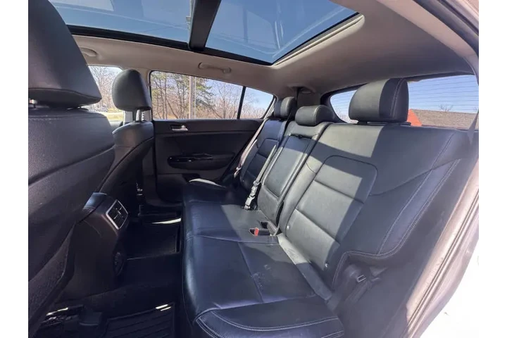 $6999 : 2018 Sportage EX image 10