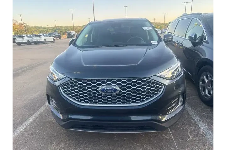 $24841 : Ford Edge 2023 AWD SEL 4dr C image 2