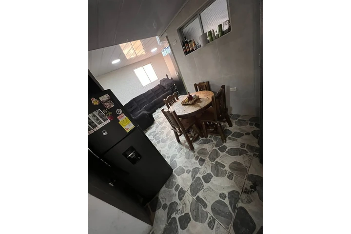 $1350000000 : venta de casa image 6