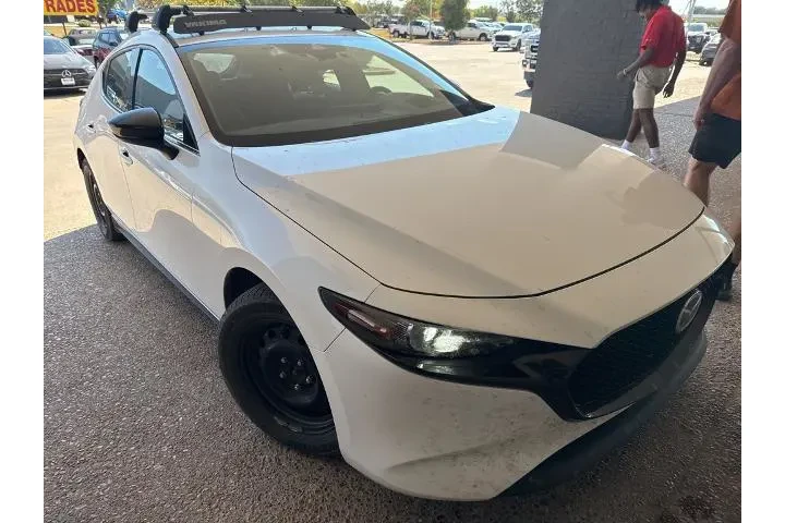 $20607 : Mazda Mazda3 Hatchback 2022 image 4