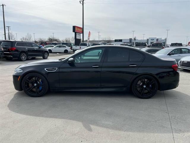 $35395 : 2015 BMW M5 image 4