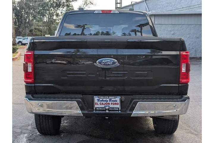 $33665 : Ford F-150 2023 4x2 XLT 4dr image 9