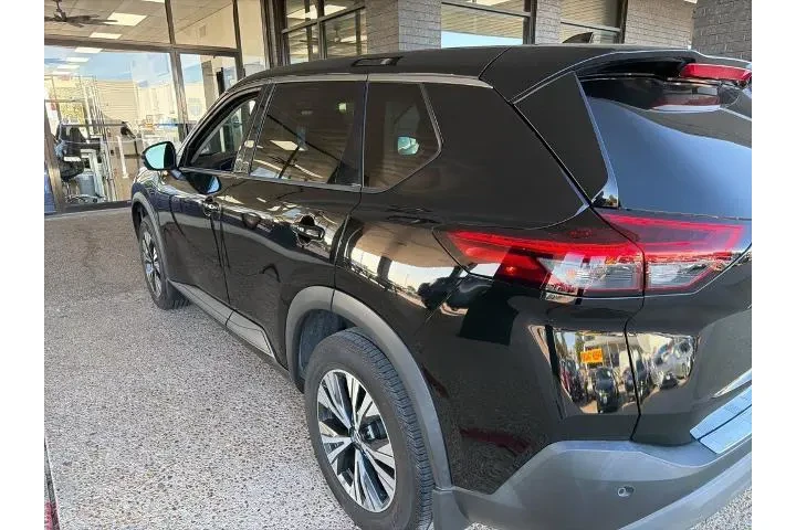 $19352 : Nissan Rogue 2021 SV 4dr Cro image 5