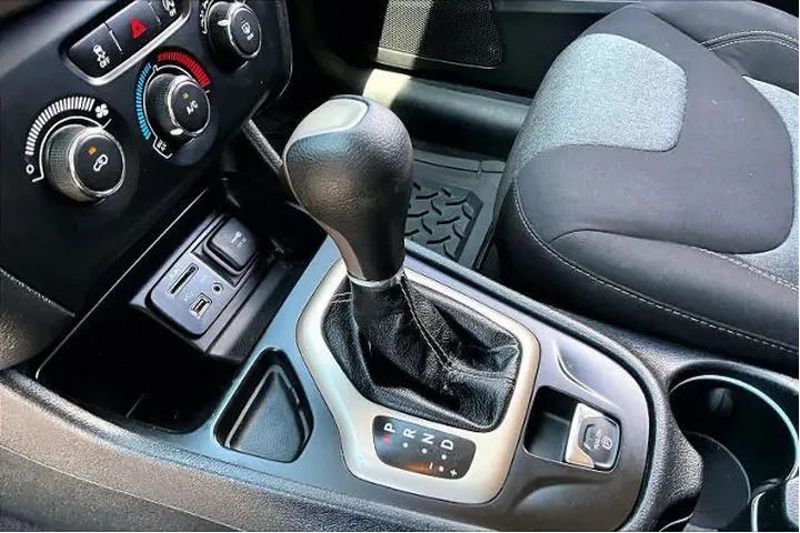 $14943 : Jeep Cherokee 2018 Tech Conn image 7
