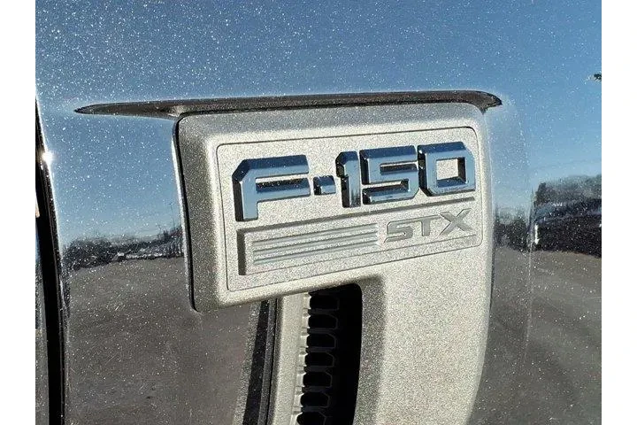 $35996 : Ford F-150 2023 4x4 XLT 4dr image 7