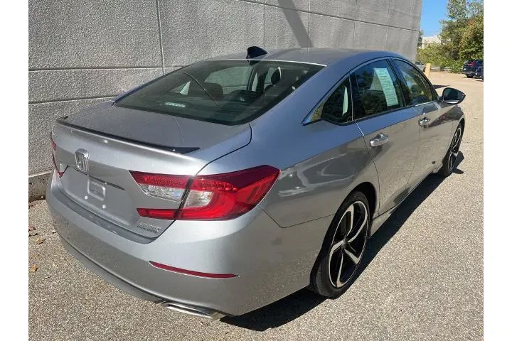 $26235 : Honda Accord 2022 Sport Spec image 8