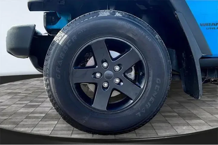 $18998 : Jeep Wrangler Unlimited 2017 image 8