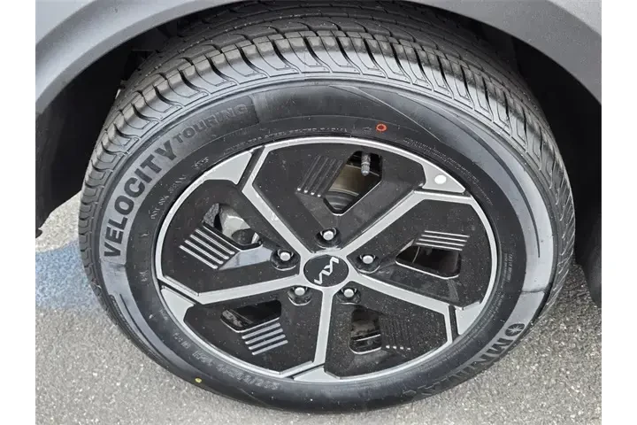 $24250 : Kia Niro 2023 EX 4dr Crossov image 9