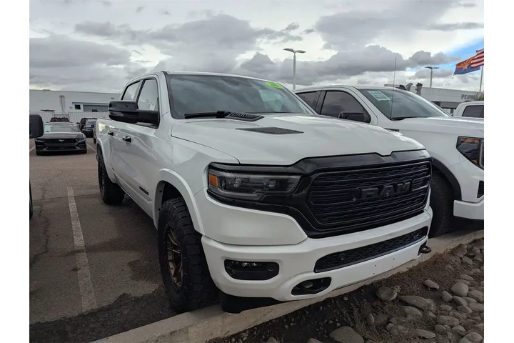 Ram 1500 2023 4x4 Limited 4d image 3