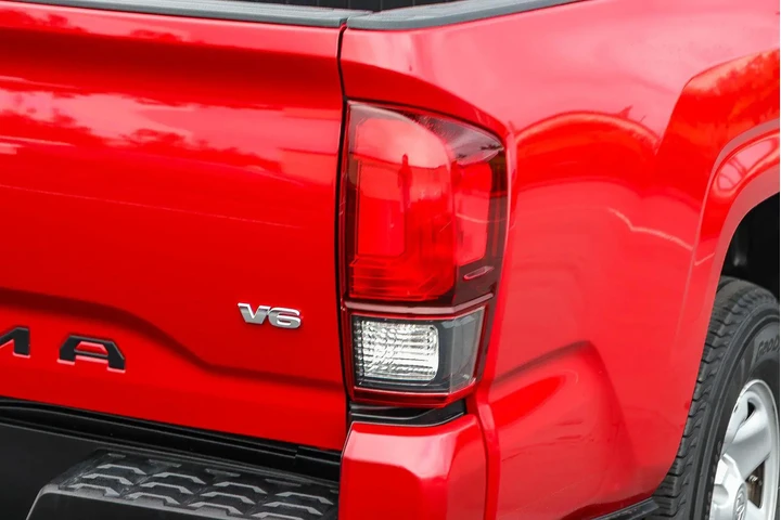 $36945 : Toyota Tacoma 2023 4x4 Trail image 10