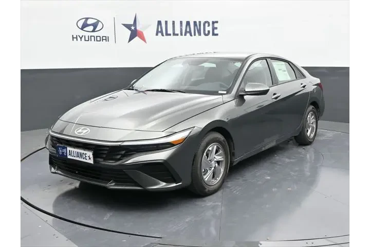 $20945 : Hyundai ELANTRA 2025 SE 4dr image 2