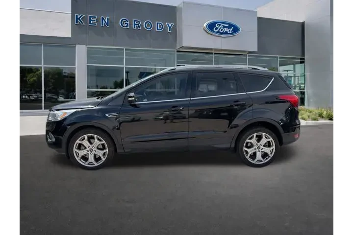$18700 : Ford Escape 2019 Titanium 4d image 3