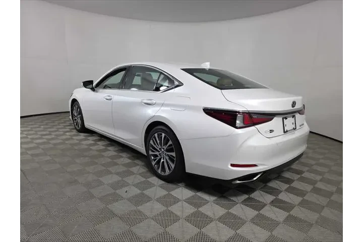 $28997 : Lexus ES 350 2019 image 6