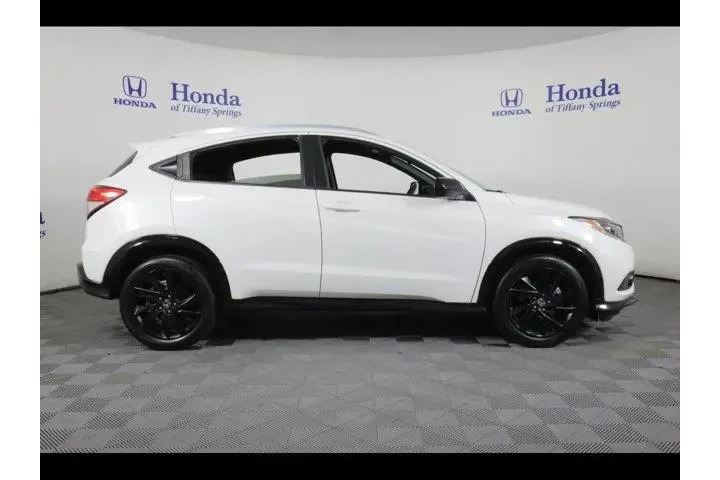 $24875 : Honda HR-V 2021 AWD Sport 4d image 2